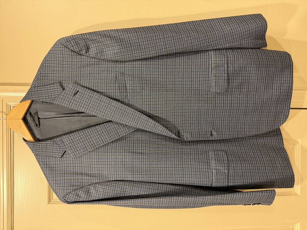Brioni Men’s Wool-Silk Blazer Size 50 (US 40L) – Navy Check Made in Italy